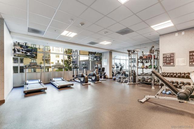 1262 Kettner Blvd, San Diego CA: https://media.crmls.org/mediaz/d7900d3e-40f1-4f1b-8b9e-5df82c9307b7.jpg