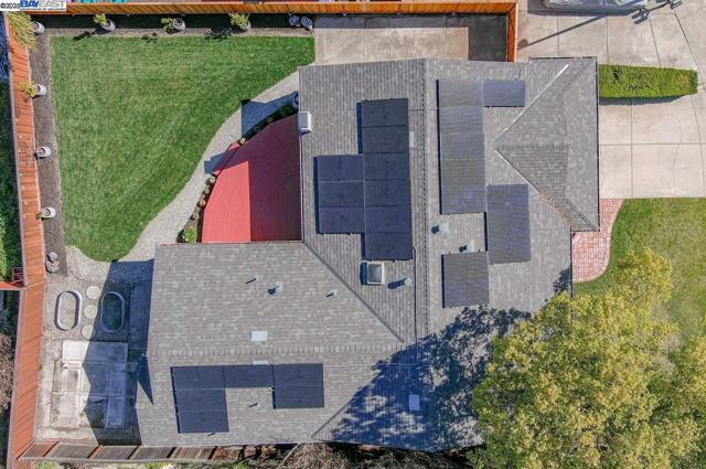 6767 Taffy Ct, Pleasanton CA: https://media.crmls.org/mediaz/d790e4fa-efac-41ac-b1a4-32deaf06f566.jpg