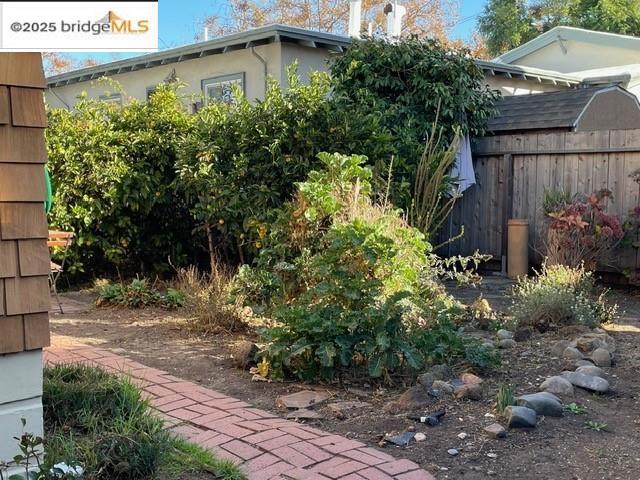 1047 59th Street, Oakland CA: https://media.crmls.org/mediaz/d79149f0-5944-48db-a62e-cf6ae6a4e242.jpg