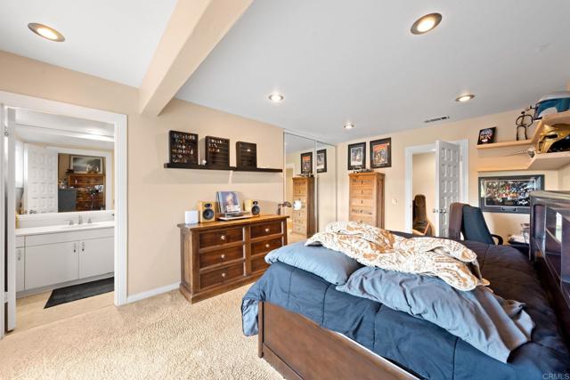 6130 Terryhill Drive, La Jolla CA: https://media.crmls.org/mediaz/d791ae85-f6fb-46b6-bba9-a7a9a992b623.jpg