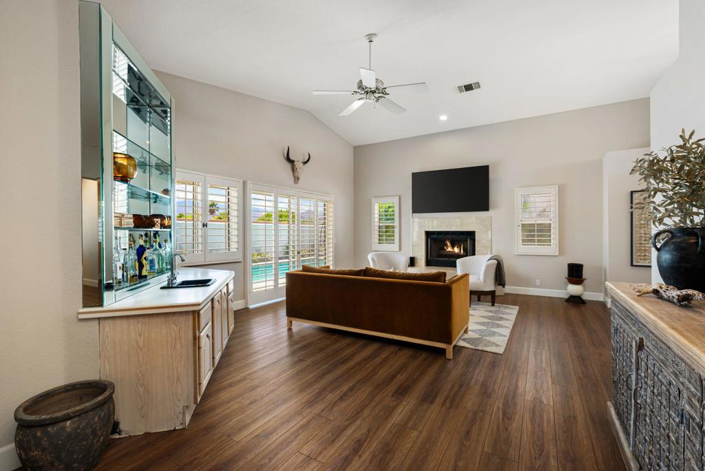 MLS #219136901DA image #7