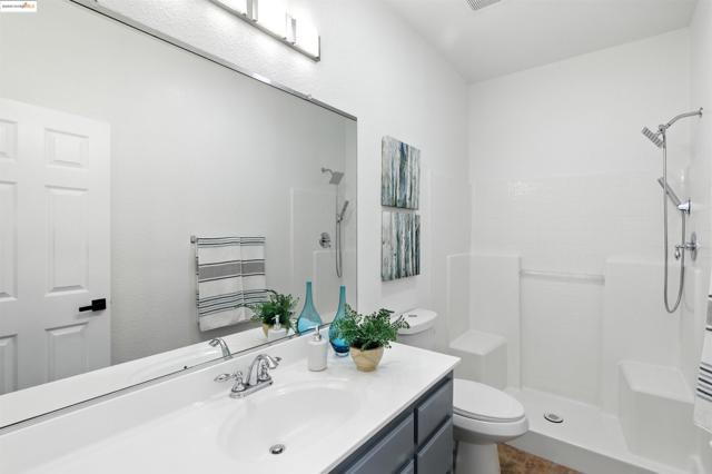 78 Vella Circle, Oakley CA: https://media.crmls.org/mediaz/d7932b96-05d8-4211-9515-d0b3b924caad.jpg