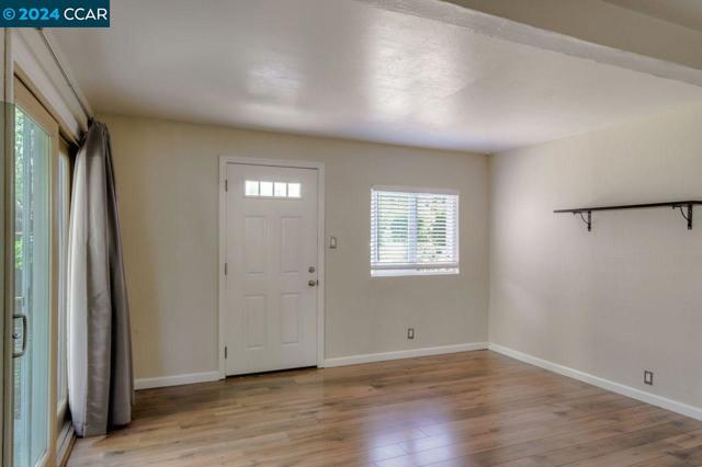 Image 31 of 40 For 1839 San Luis Rd