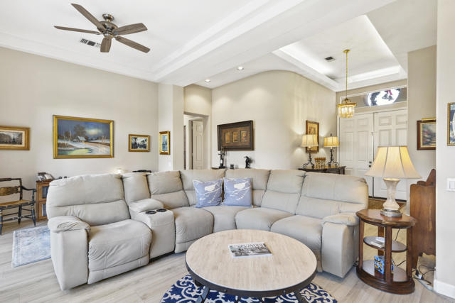 78108 Foxbrook Lane, Palm Desert CA: https://media.crmls.org/mediaz/d793e52f-d919-4c92-9a3f-b2d7974e677d.jpg