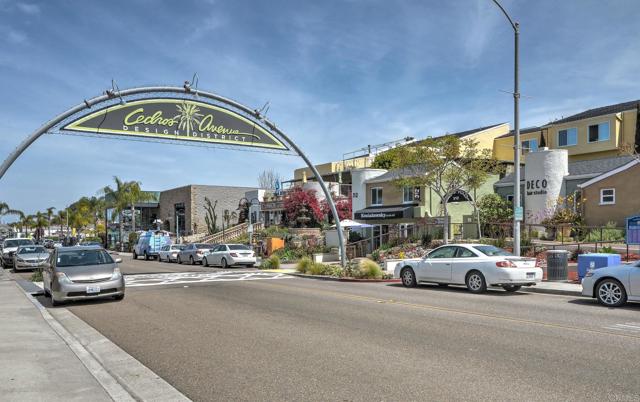 515 S Sierra Avenue, Solana Beach CA: https://media.crmls.org/mediaz/d79437b0-4674-44bf-b9b8-258a107145b7.jpg