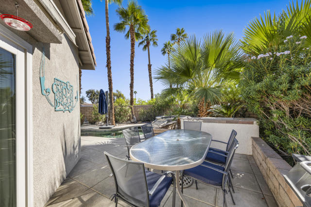 2900 S Redwood Drive, Palm Springs CA: https://media.crmls.org/mediaz/d79468c7-d229-4181-a126-756fb9250d6d.jpg