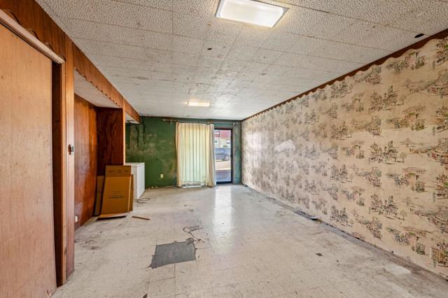 64 Crestview Avenue, Daly City CA: https://media.crmls.org/mediaz/d7946eaf-b37f-401c-b8e9-8bf3ed044282.jpg