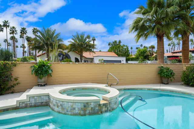 73580 Agave Lane, Palm Desert CA: https://media.crmls.org/mediaz/d794ed5b-8257-4cc2-bdd5-3228cef91291.jpg