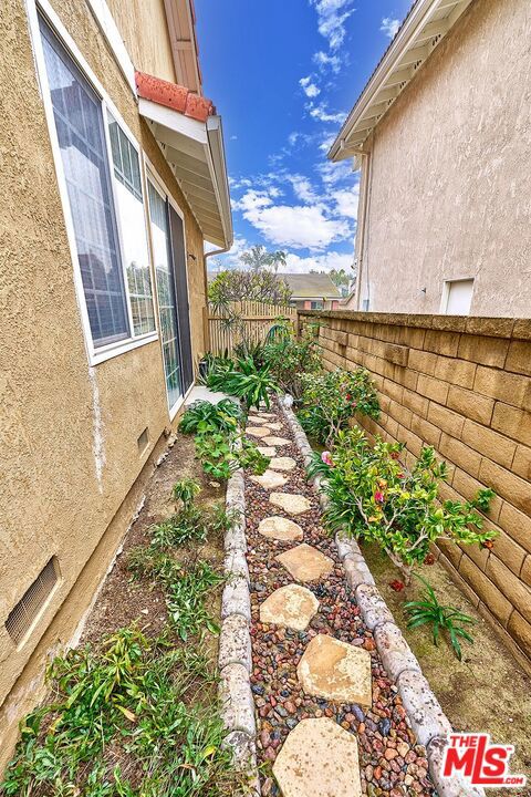 Image 15 of 16 For 1715 Fairford Drive