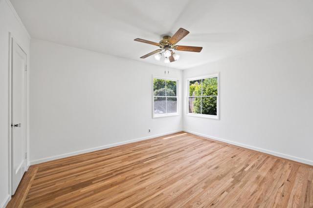 1423 Greenwood Avenue, San Carlos CA: https://media.crmls.org/mediaz/d7952032-c38b-4cbf-b34e-2af108995863.jpg