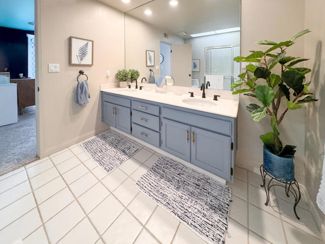 177 Las Lomas, Palm Desert CA: https://media.crmls.org/mediaz/d795d1ad-a109-4831-a155-e90c893160f4.jpg