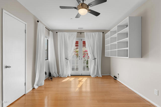 2102 Buena Vista Drive, Camarillo CA: https://media.crmls.org/mediaz/d796f3e0-3ce1-4040-9a51-70487c536a7e.jpg