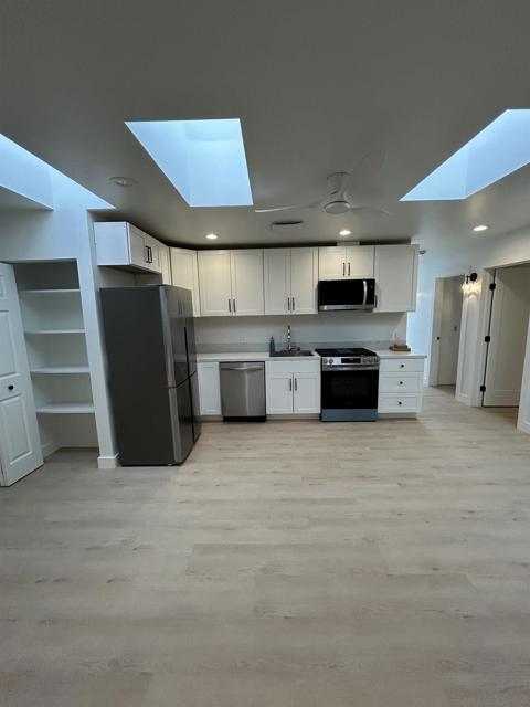 1133 Sweetwater Lane, Spring Valley CA: https://media.crmls.org/mediaz/d796f4d4-62a8-4cb8-a7b2-d4247b5adbf6.jpg