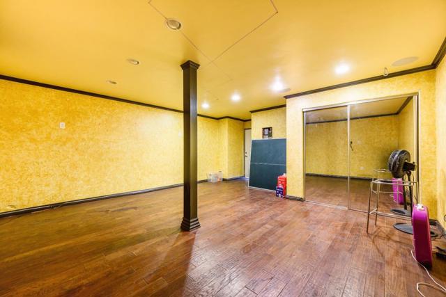 647 N 2nd Street, San Jose CA: https://media.crmls.org/mediaz/d7971653-3cc4-4369-a61c-45e3d46c4b62.jpg