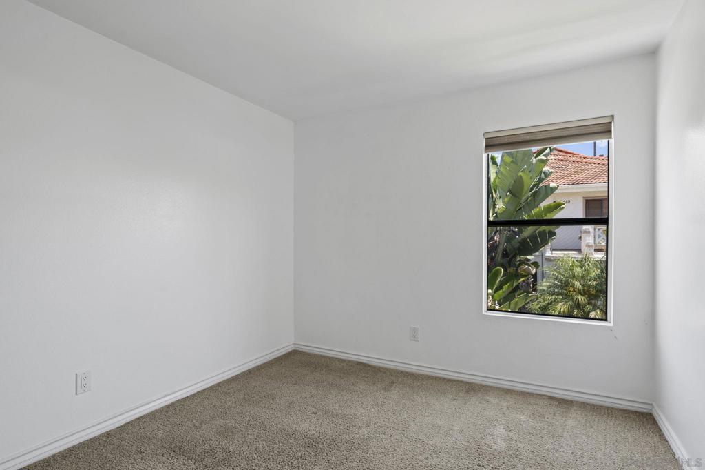 9409 Fairgrove Lane - photo 19