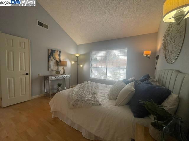 Image 4 of 31 For 2538 Yerba Hills Court