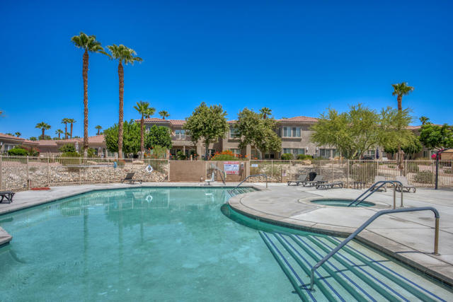30310 Regent Street, Cathedral City CA: https://media.crmls.org/mediaz/d798b1cf-a0c0-4466-bd1d-c1f852853df4.jpg