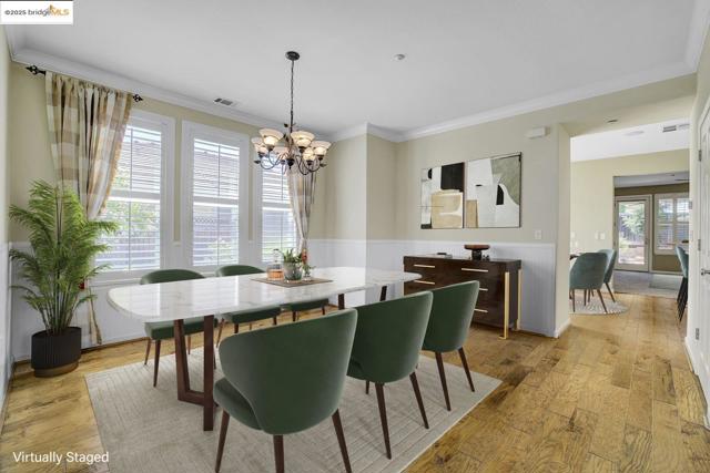 2743 Cathedral Cir, Brentwood CA: https://media.crmls.org/mediaz/d7991f8c-e858-4a10-98b4-ddf08cd413bf.jpg