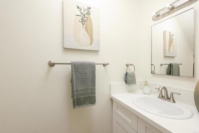 Detail Gallery Image 15 of 36 For 6816 Camphor Ln, San Diego,  CA 92139 - 2 Beds | 1/1 Baths