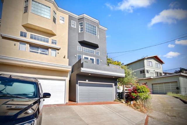 239 Tulare Street, Brisbane CA: https://media.crmls.org/mediaz/d79ba190-c3b8-42ff-8018-920084932ce3.jpg