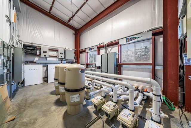 24949 Thunder Mountain Road, Ramona CA: https://media.crmls.org/mediaz/d79d4b88-cb2a-4418-a35f-3c3016f2d0e2.jpg