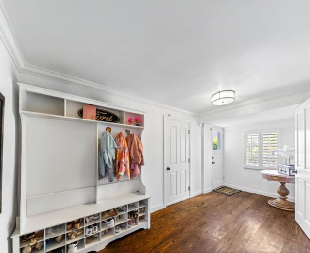 401 Hillsborough Boulevard, Hillsborough CA: https://media.crmls.org/mediaz/d79d846b-2311-4f83-a332-bc01981f1232.jpg