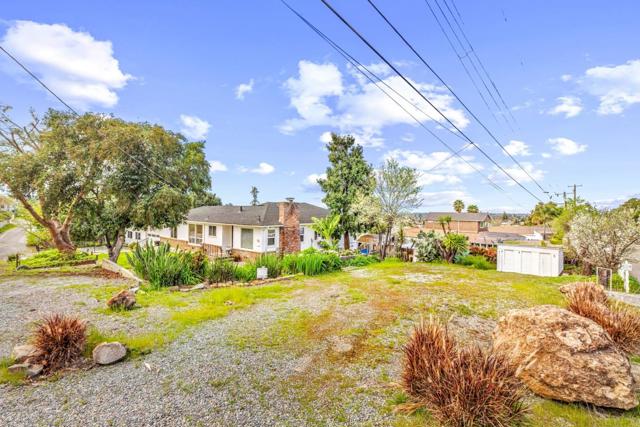 2363 Pleasant Acres Drive, San Jose CA: https://media.crmls.org/mediaz/d79e6e05-f26d-4f3a-bf27-c2b946f473e2.jpg