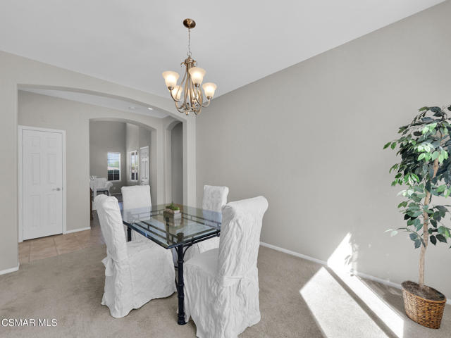 659 N Muirfield Avenue, Simi Valley CA: https://media.crmls.org/mediaz/d79eaddd-68e8-4769-9a19-9d4729ed70d4.jpg