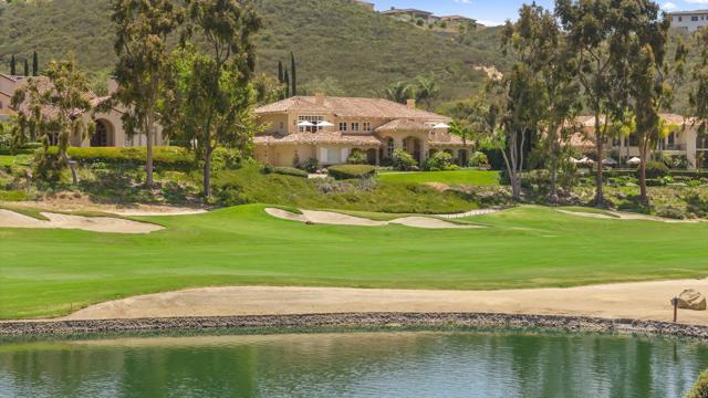 6369 Clubhouse Drive, Rancho Santa Fe CA: https://media.crmls.org/mediaz/d7a029c9-d016-40bd-b7ca-25b63e351180.jpg