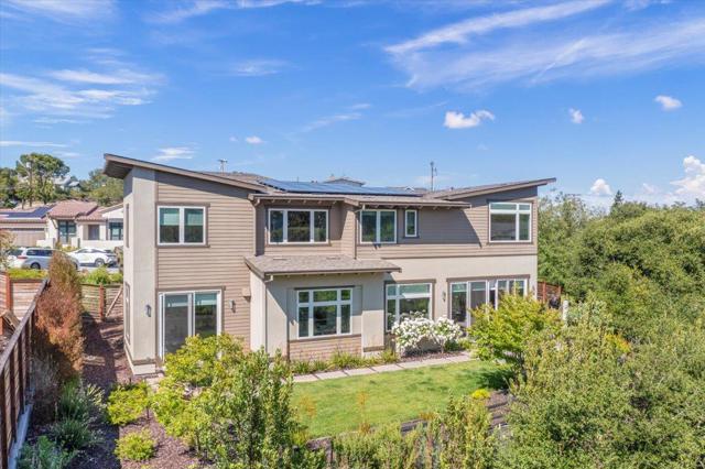 115 Wika Ranch Court, Redwood City CA: https://media.crmls.org/mediaz/d7a0e0db-6a78-40e4-a0ff-a87bc00d25d1.jpg