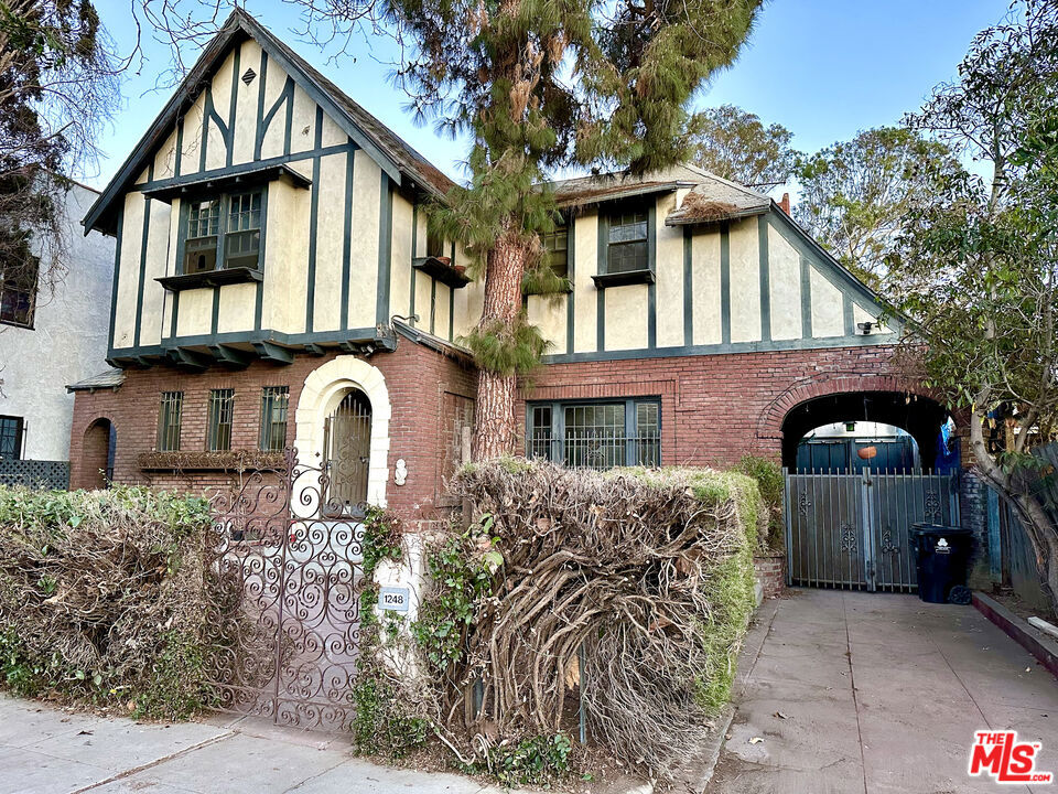 1248 S Orange Drive