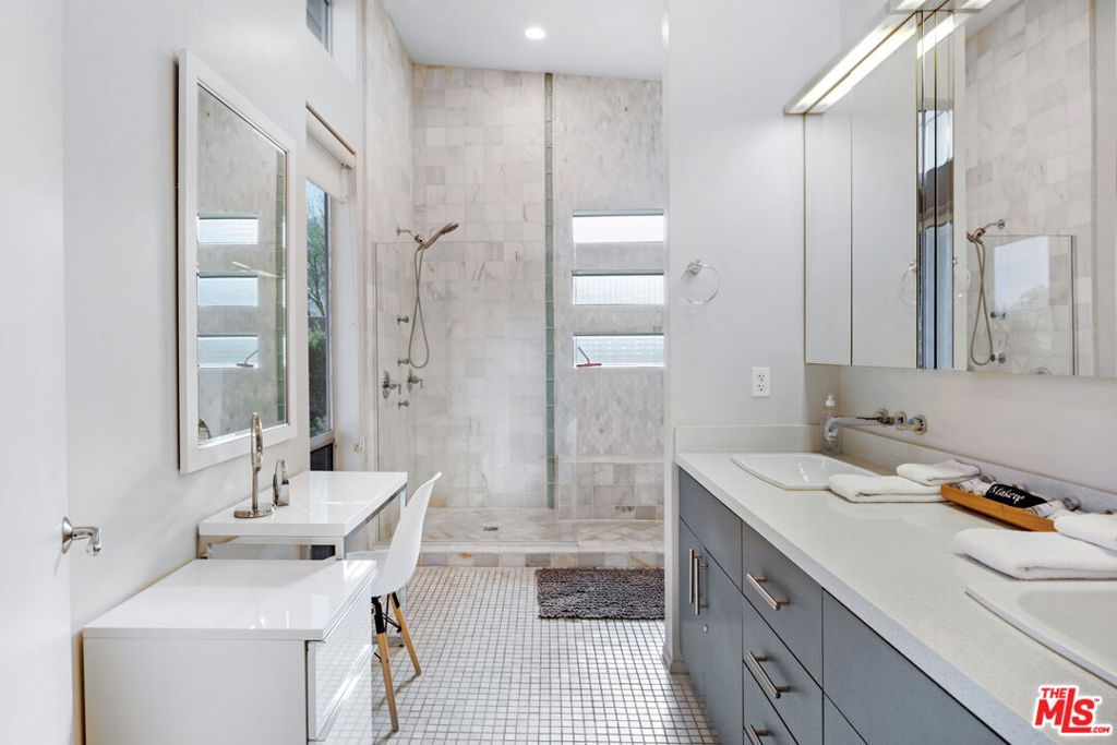 MLS #25603571 image #19