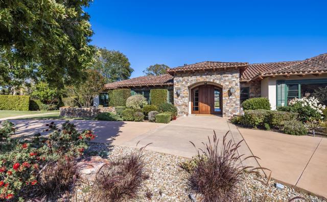 4843 La Jacaranda, Rancho Santa Fe CA: https://media.crmls.org/mediaz/d7a38910-ffe3-4a10-9e5c-4b2e1f19782f.jpg