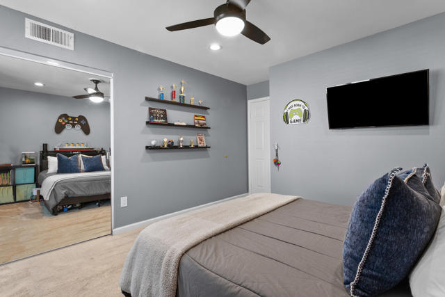 Image 45 of 68 For 72915 Deer Grass Drive