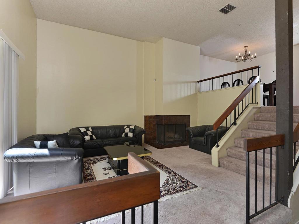 3211 Caminito Eastbluff - photo 7