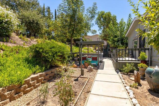 Detail Gallery Image 32 of 39 For 18218 Paradise Mountain Rd #206,  Valley Center,  CA 92082 - 2 Beds | 2 Baths