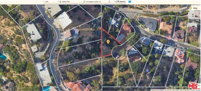 5897 Lorae Place, Los Angeles CA: https://media.crmls.org/mediaz/d7a5c06e-cc91-4aa0-b8ac-0921acb02cc7.jpg