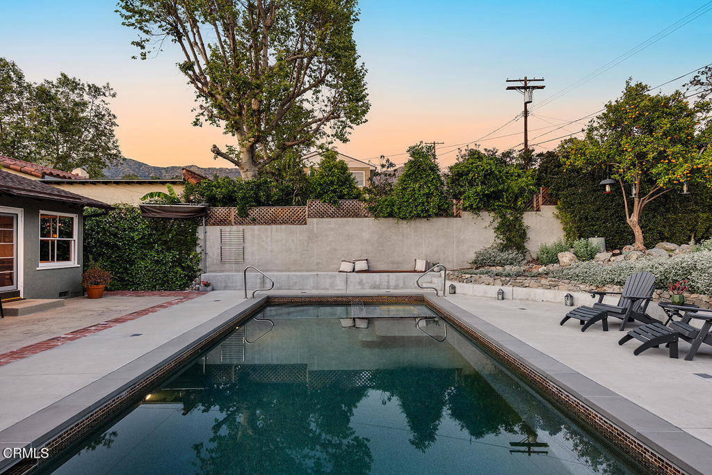 1024 E Walnut AvenueBurbank img 2