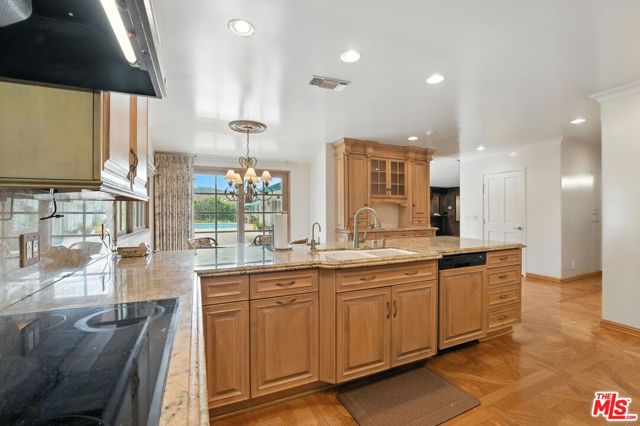 Drew Fenton | 16560 Park Lane Circle Los Angeles CA | MLS: 7286867