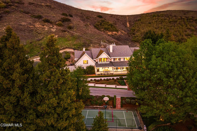 6144 1/4 Chesebro Road, Agoura Hills CA: https://media.crmls.org/mediaz/d7a79770-0e6a-40cc-9b07-524592625db7.jpg