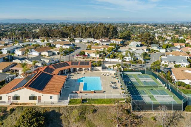 Detail Gallery Image 43 of 48 For 634 via Santa Cruz, Vista,  CA 92081 - 2 Beds | 2 Baths