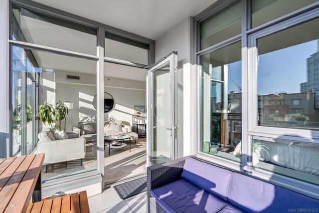 1441 9th Ave, San Diego CA: https://media.crmls.org/mediaz/d7a7c96b-d22d-493b-b2e2-015945da873e.jpg