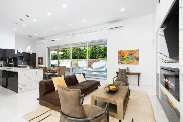 74775 Del Coronado Drive, Palm Desert CA: https://media.crmls.org/mediaz/d7a857d8-a6e7-48bf-bb32-1d65daa00825.jpg