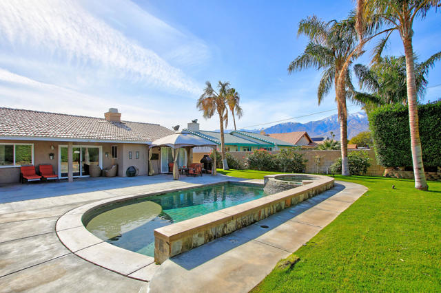 68330 Vega Road, Cathedral City CA: https://media.crmls.org/mediaz/d7a8878c-d905-4097-abe4-a59a05c4849a.jpg