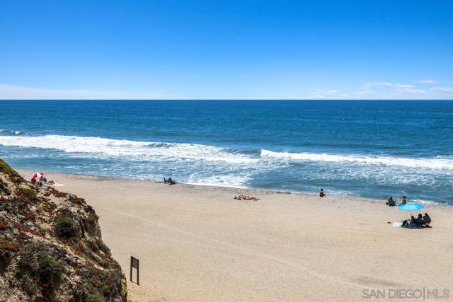147 S Rios, Solana Beach CA: https://media.crmls.org/mediaz/d7a8e49f-a924-43f7-a14d-a786a4e04872.jpg