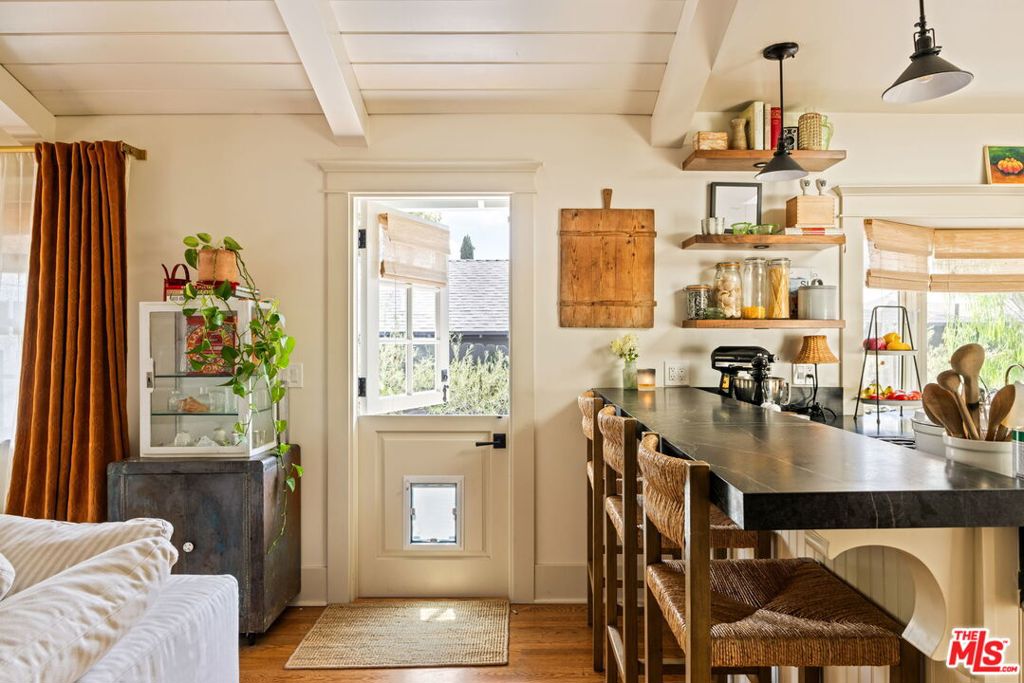 MLS #25608357 image #16