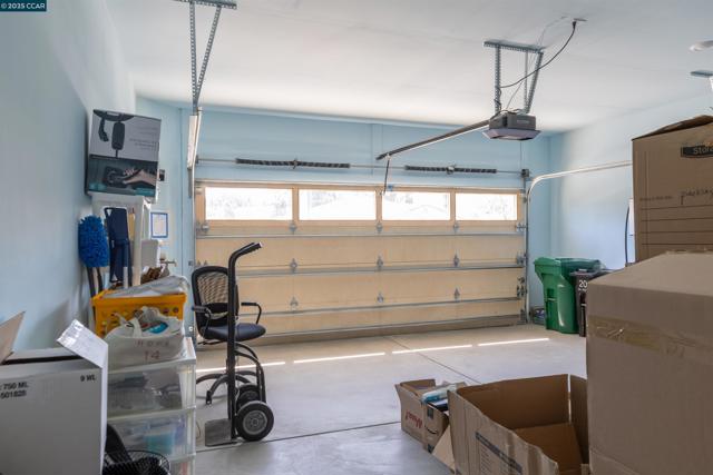 4105 Markovich Ct, Richmond CA: https://media.crmls.org/mediaz/d7a986b4-75f7-4c49-a0b5-b7a803b70eaf.jpg