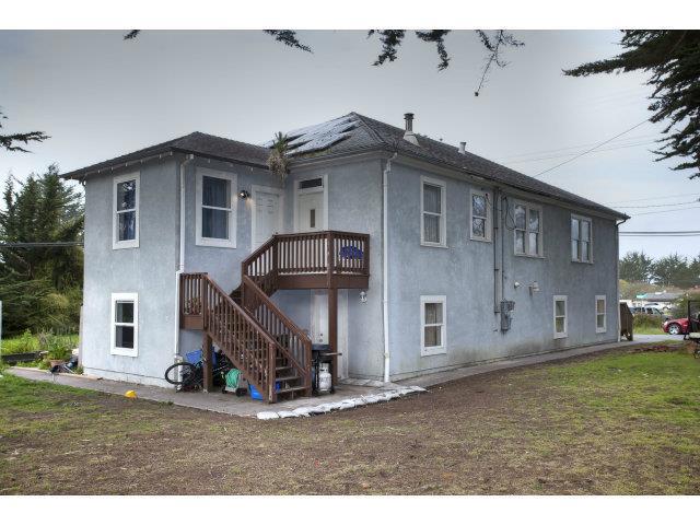 502 Vermont Avenue, Moss Beach CA: https://media.crmls.org/mediaz/d7aa597c-25a2-4f87-b0d6-9d68537e43d4.jpg