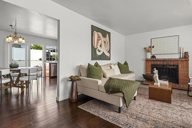 11394 Pegasus Ave, San Diego CA: https://media.crmls.org/mediaz/d7aae00c-4a04-4741-baf6-a6e8d17f6cc3.jpg