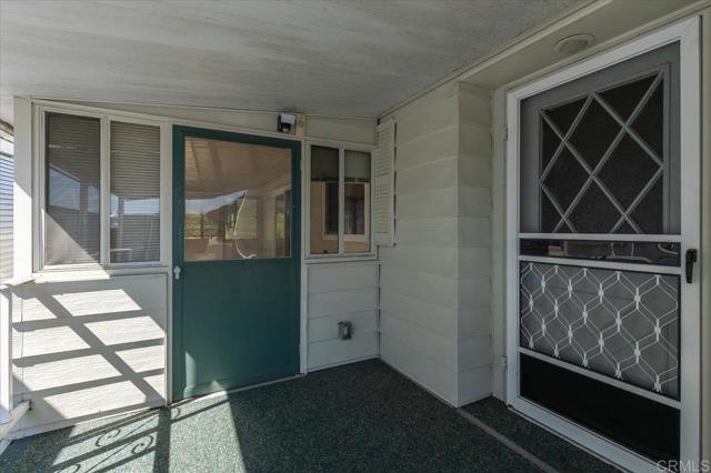 Detail Gallery Image 3 of 43 For 3535 Linda Vista Dr #193,  San Marcos,  CA 92078 - 2 Beds | 2 Baths